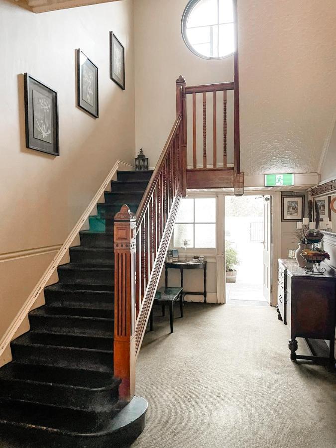 Neath Hotel المظهر الخارجي الصورة