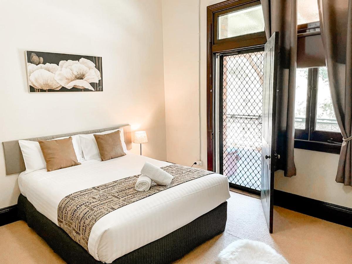 Neath Hotel المظهر الخارجي الصورة